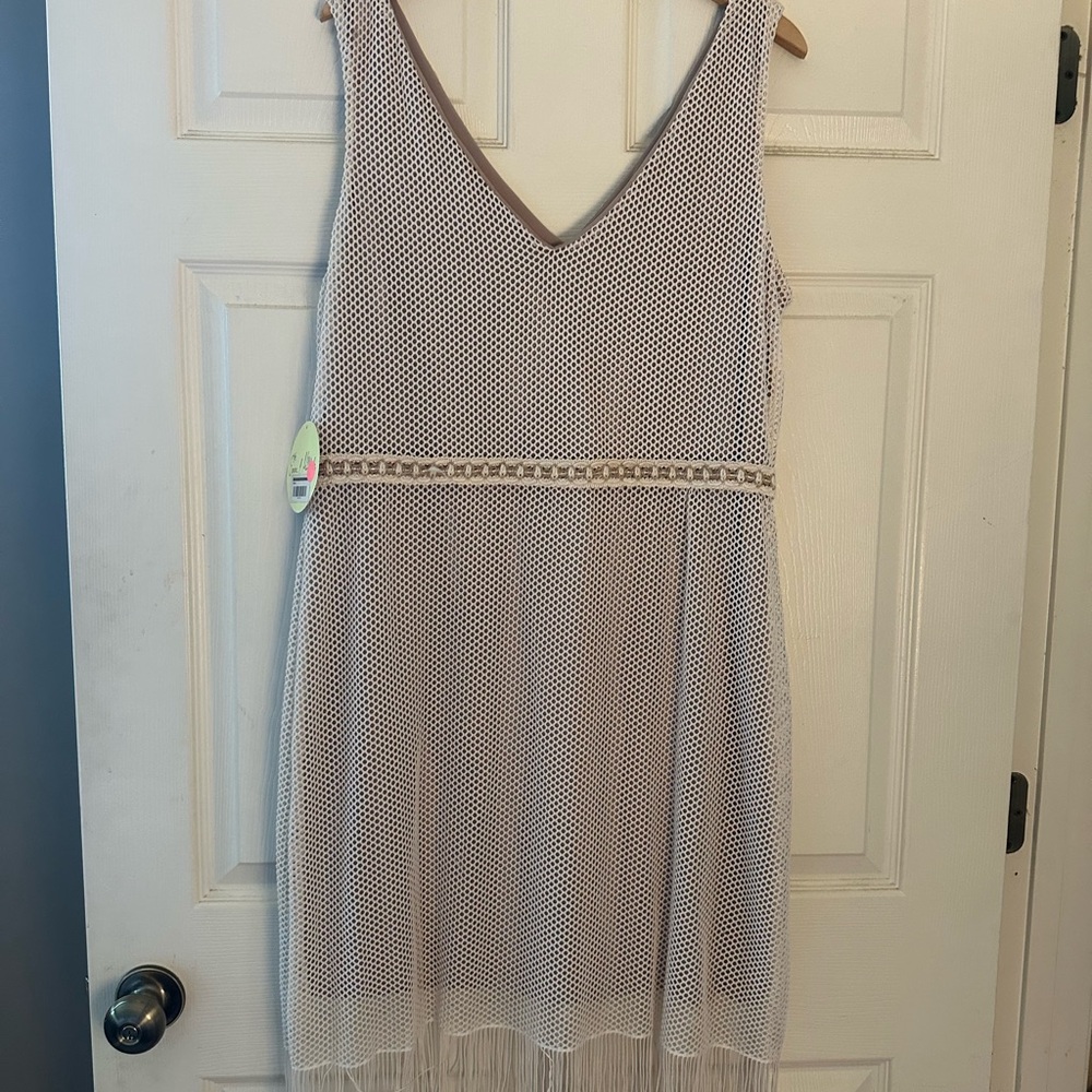 Emma & Michele cream colored Sleeveless V-Neck dress